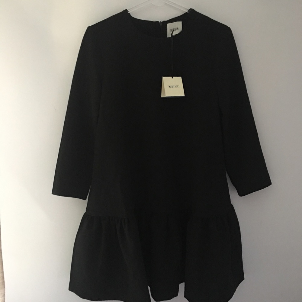 Edit NWT “easy” dress with peplum bottom - Picture 2 of 5
